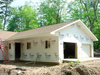 garage and driveway side