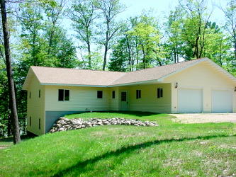 To Front Bedroom / Entry Photos